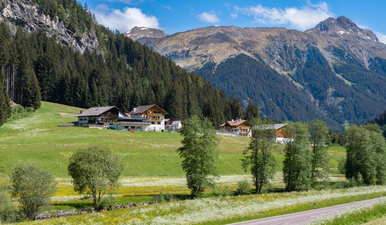 Gasthof Rabenstein Sarentino Екстер'єр фото
